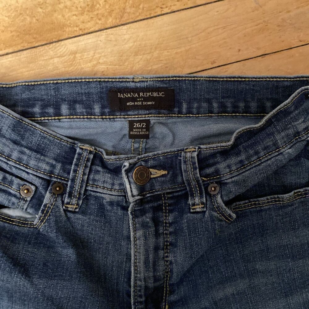 Banana Republic Jeans Women’s Size 26/2 Medium Wash High Rise Skinny - Picture 2 of 11